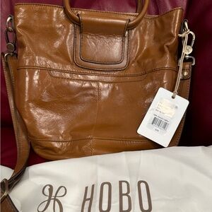 Hobo brand Sheila Bucket Bag - Truffle color